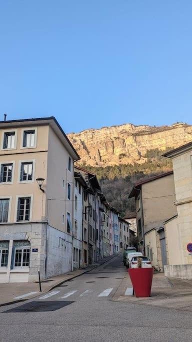 Zen Home - Appartement Jusqu'A 4 Voyageurs Nantua Exterior foto